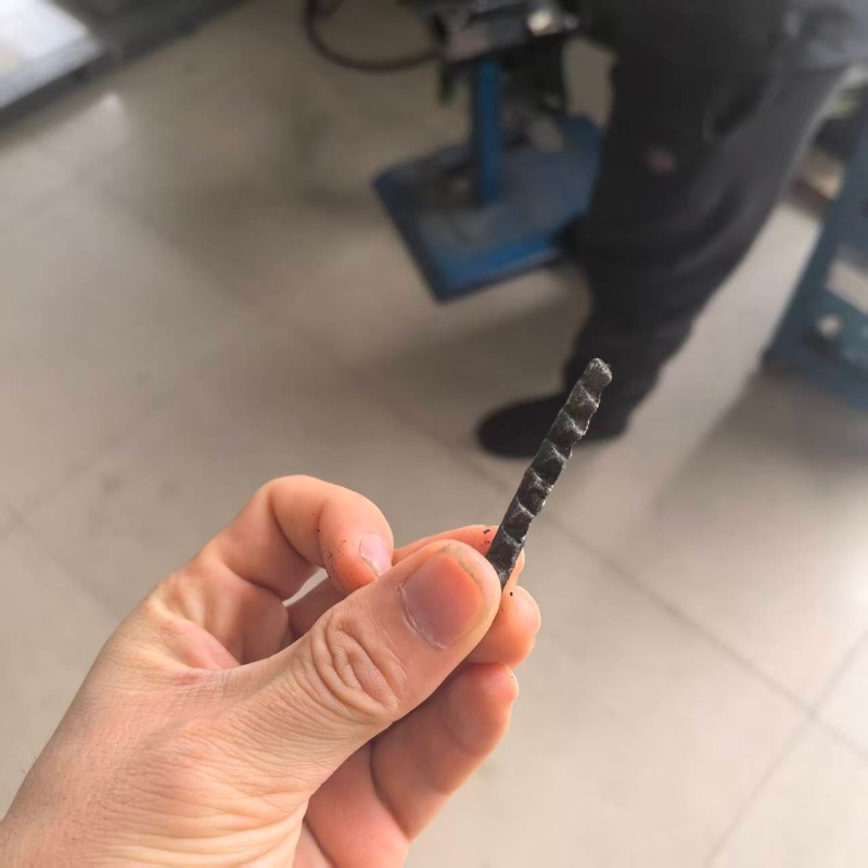 扎胎钉.jpg 扎胎钉.jpg